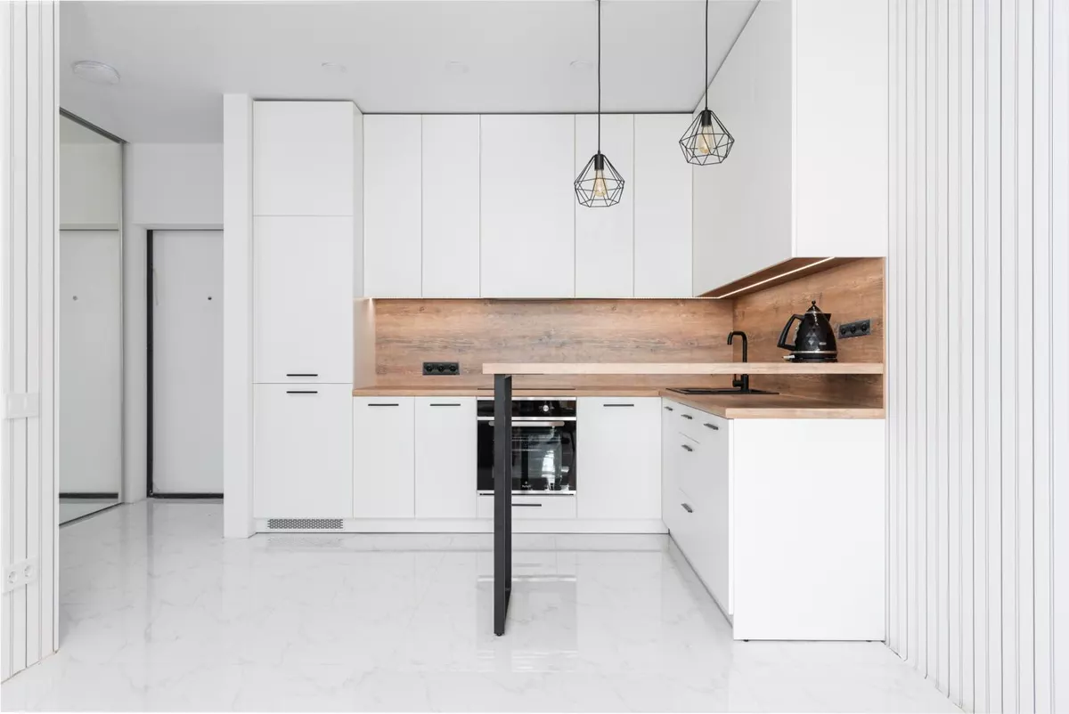 Einbauküche mit integrierten Geräten als Inspiration für Detmold